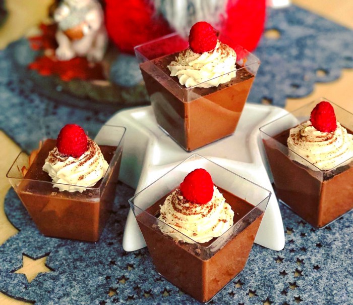 Přečíst ČOKOLÁDOVÁ PANNA COTTA