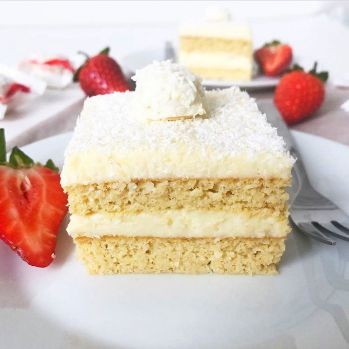 Přečíst RAFFAELO KOKOSOVÝ KOLÁČ