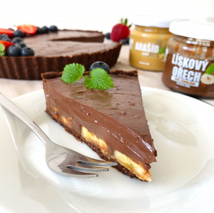 Přečíst ČOKOLÁDOVO - BANÁNOVÝ KOLÁČ PLNÝ OŘECHŮ