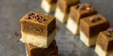 RAW SALTY CARAMEL BAR