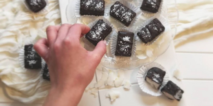 DOMÁCÍ BOUNTY TYČINKY