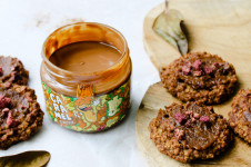 DOMÁCÍ COOKIES S DATLOVÝM KRÉMEM