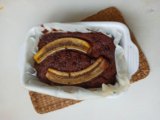 VLÁČNÝ BANANA BREAD S KOUSKY ČOKOLÁDY