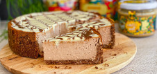 OŘECHOVÝ CHEESECAKE