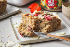 Pečená jahodová ovesná kaše