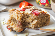 Pečená jahodová ovesná kaše